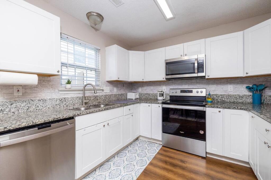Queen City Family-Friendly Entire House, Charlotte Luaran gambar