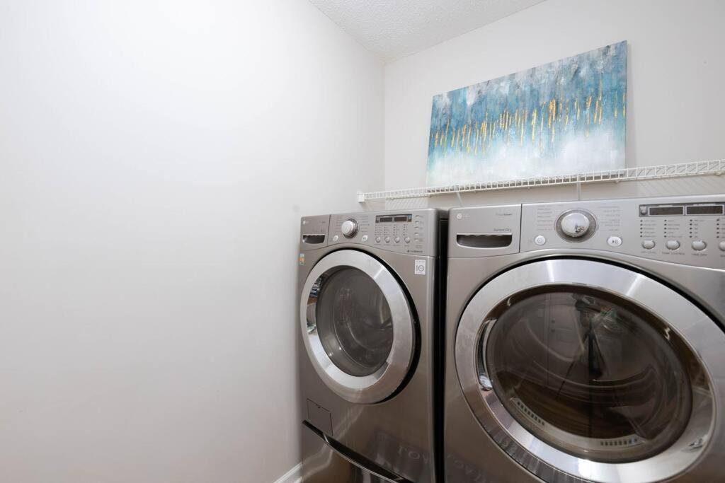 Queen City Family-Friendly Entire House, Charlotte Luaran gambar