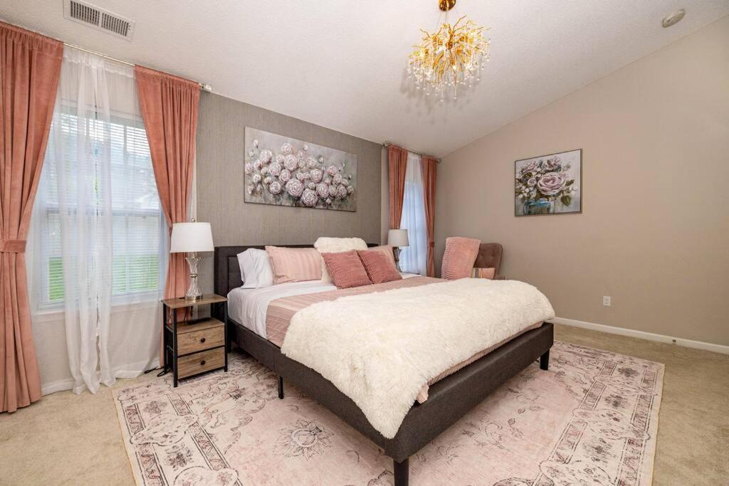 Queen City Family-Friendly Entire House, Charlotte Luaran gambar